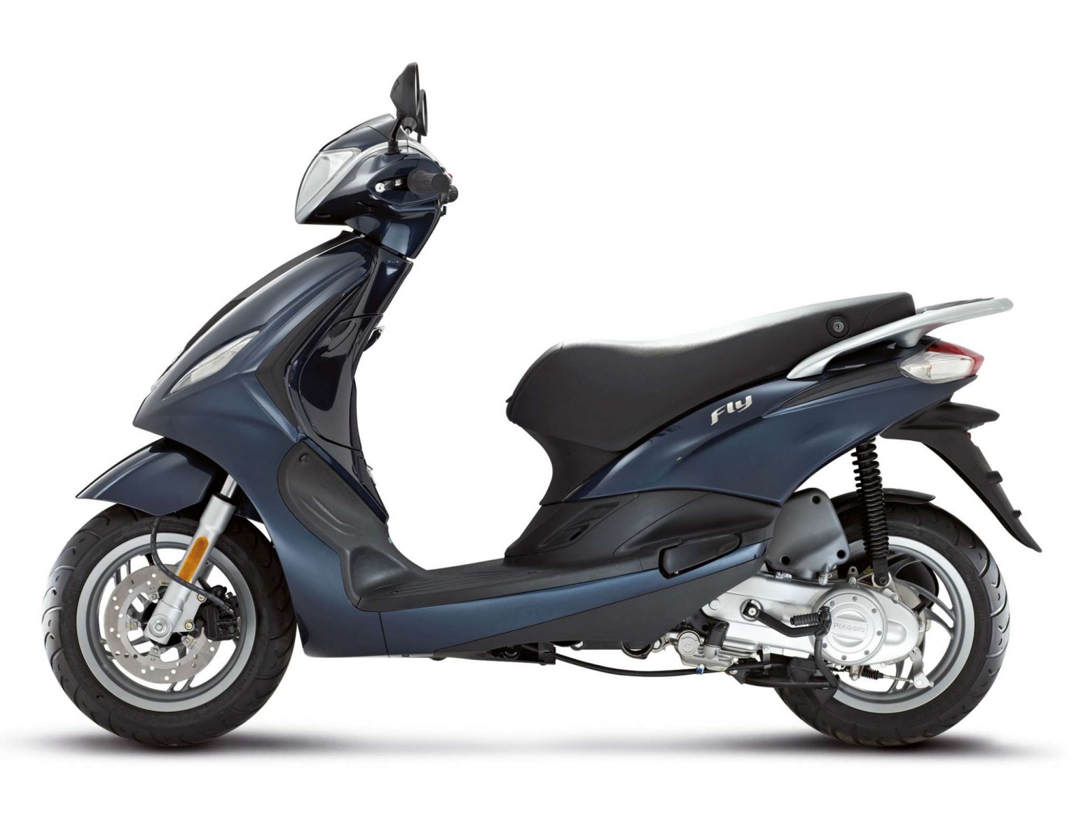 2013-Piaggio-Fly50-4V3