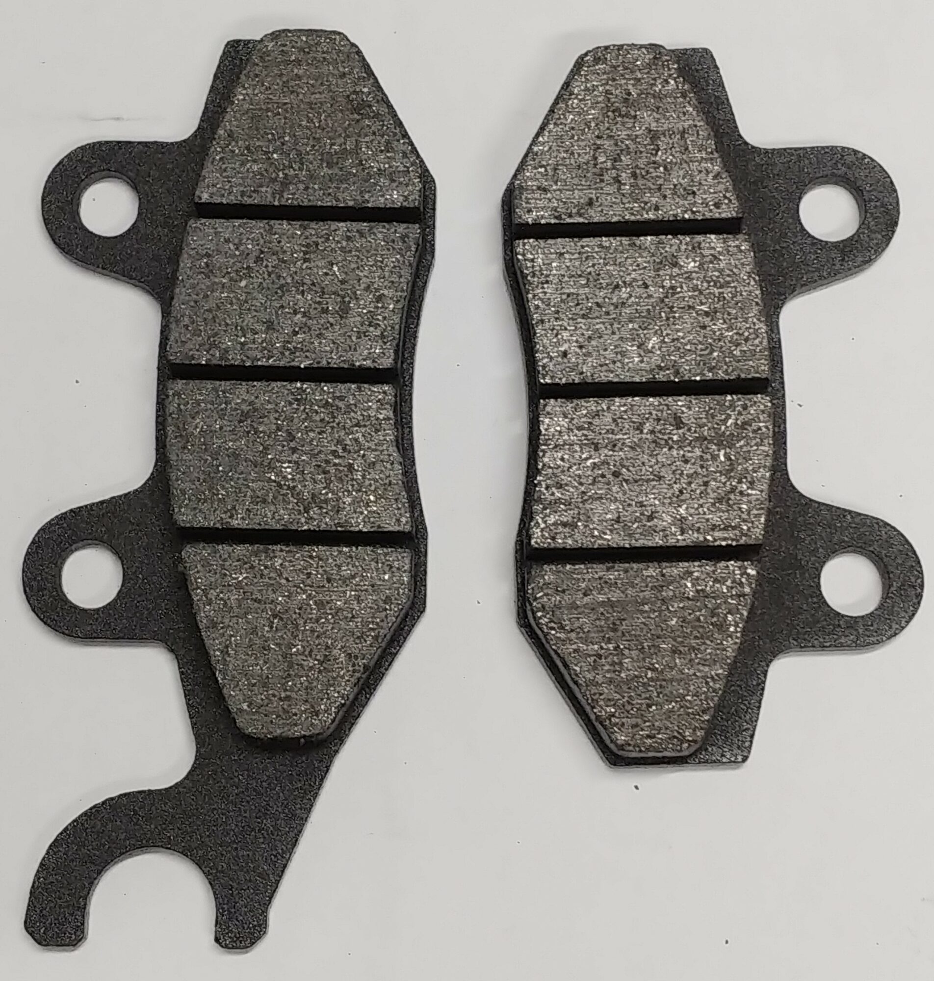 thumbnail image 2 of XYT Front Brake Pads For KYMCO Agility RS 125 – Organic Compound – Replaces X85 – 2006-2015 2 of 5