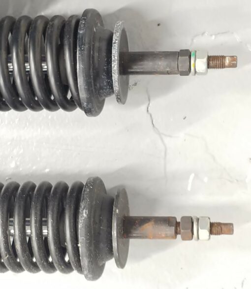 second hand GTS rear shock absorbers - Image 2