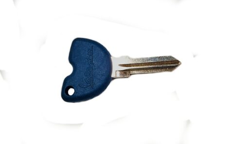 Vespa Key Blue