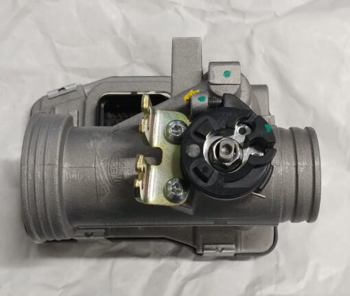vespa gts throttle body with ecu - Image 4