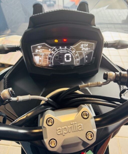 Aprilia SR GT Black 2022 - Last One low Km's - Image 5