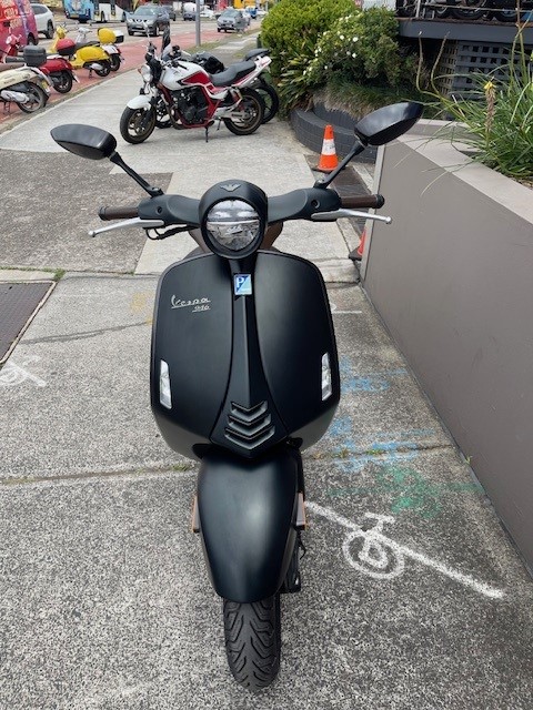 2016 Emporio Armani 946 - Image 5