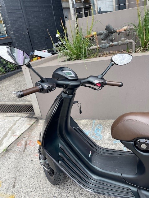 2016 Emporio Armani 946 - Image 7