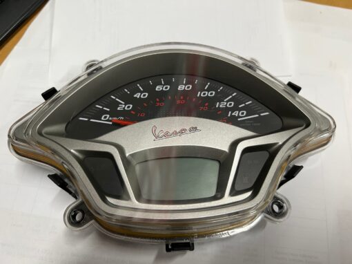 Vespa GTS Instrument Cluster 1D001506R 2nd hand part