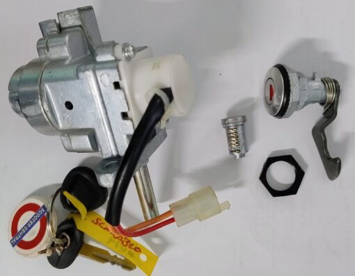 Aprilia Scarabeo 200 Lock and Key Set (pre-loved)