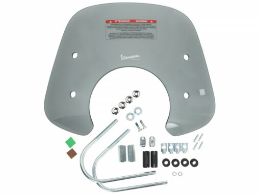 Vespa GTS HPE Short Tinted Windscreen - Image 2