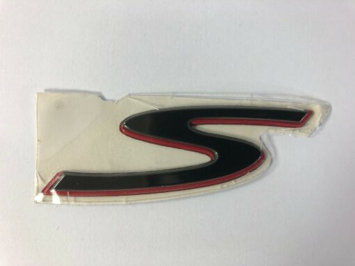 Vespa GTS300 Raised Decal "S" 673337