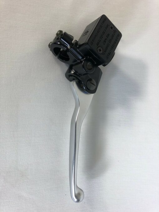 Vespa Brake Master cylinder and lever RHS - Image 2