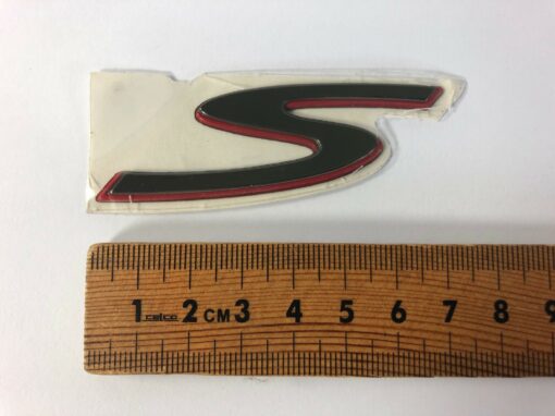 Vespa GTS300 Raised Decal "S" 673337 - Image 2