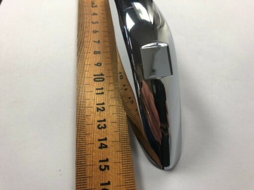Vespa GTS Super Front Ridge Upper Crest (Chrome) - Image 2