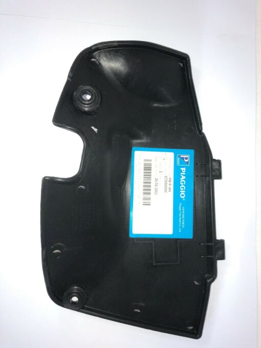 Piaggio Fly ie Battery Cover Black 673690000C - Image 2